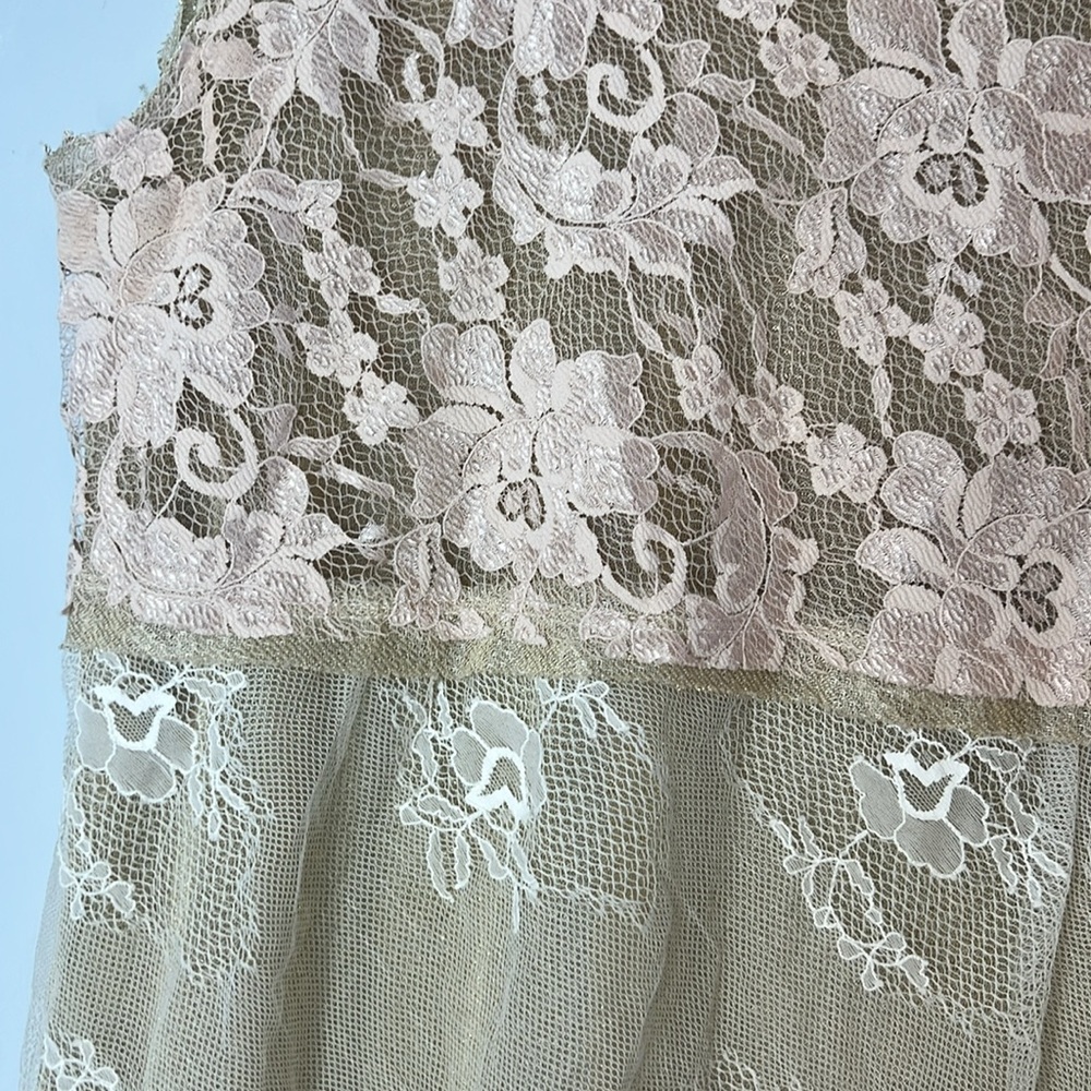 C.C Outlaw Anthropologie Women's Vintage 2009 Lace Sleeveless Top Neutral Cream - Picture 2 of 7